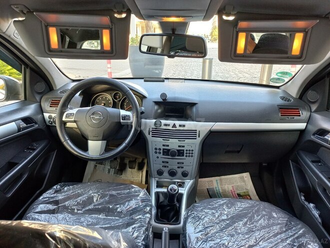 Opel Astra 2009, 217,325 km - 1.4 л - Bakı
