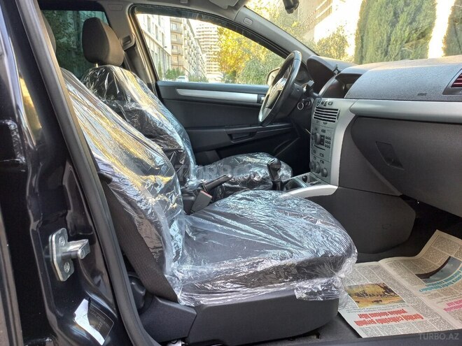 Opel Astra 2009, 217,325 km - 1.4 л - Bakı
