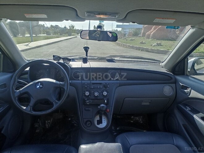 Mitsubishi Airtrek 2001, 226,000 km - 2.0 l - Xaçmaz