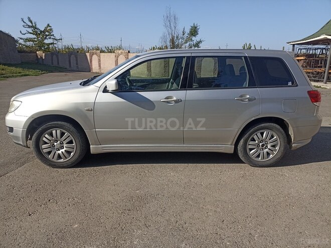 Mitsubishi Airtrek 2001, 226,000 km - 2.0 l - Xaçmaz