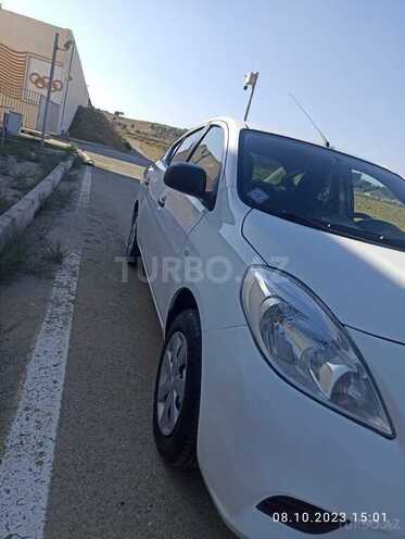 Nissan Sunny 2013, 284,854 km - 1.5 l - Bakı
