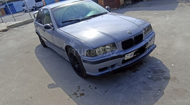 BMW 316 1993, 469,258 km - 1.6 l - Sumqayıt