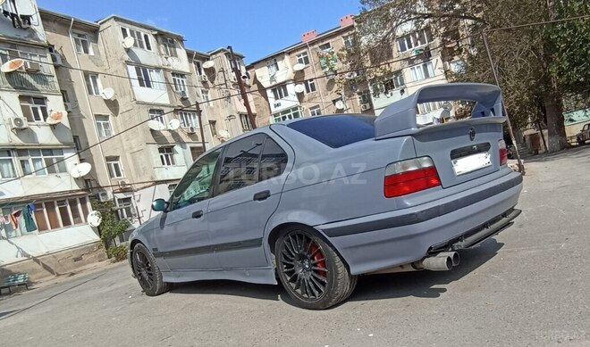 BMW 316 1993, 469,258 km - 1.6 l - Sumqayıt
