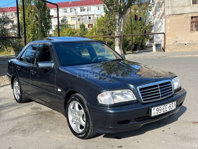 Mercedes C 180 2000, 245,000 km - 1.8 l - Sumqayıt