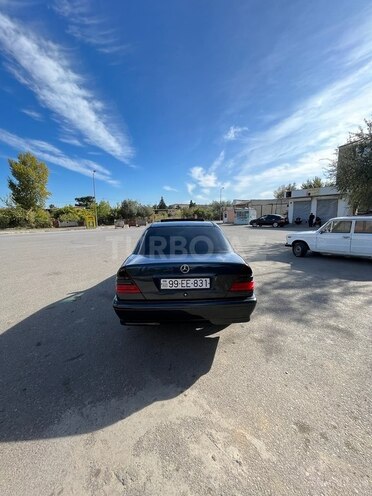 Mercedes C 180 2000, 245,000 km - 1.8 l - Sumqayıt