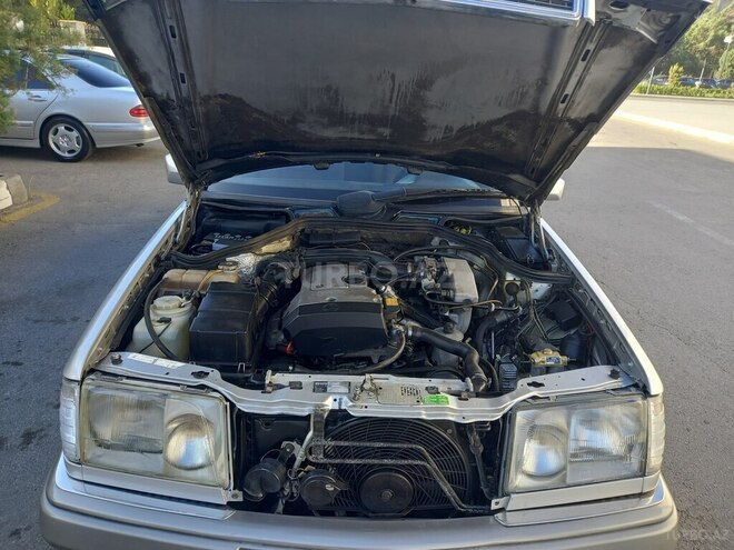 Mercedes E 220 1994, 395,000 km - 2.2 l - Bakı