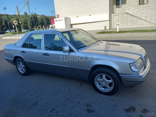 Mercedes E 220 1994, 395,000 km - 2.2 l - Bakı
