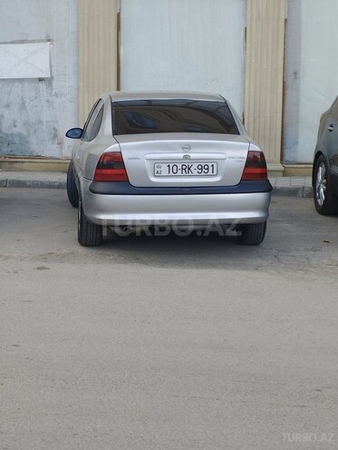 Opel Vectra 1996, 228,000 km - 1.8 l - Bakı