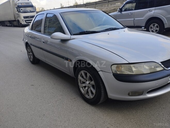 Opel Vectra 1996, 228,000 km - 1.8 l - Bakı