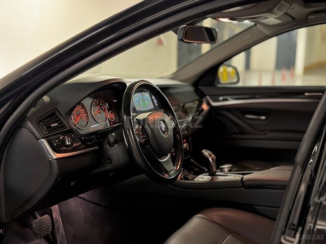 BMW 528 2016, 152,000 km - 2.0 л - Gəncə