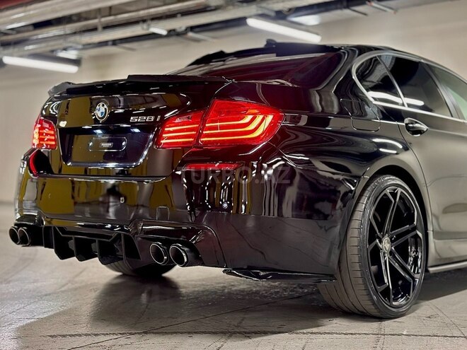 BMW 528 2016, 152,000 km - 2.0 л - Gəncə