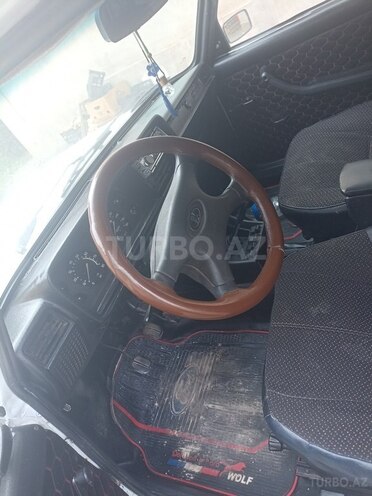 LADA (VAZ) 2107 2004, 170,000 km - 1.6 l - Xudat