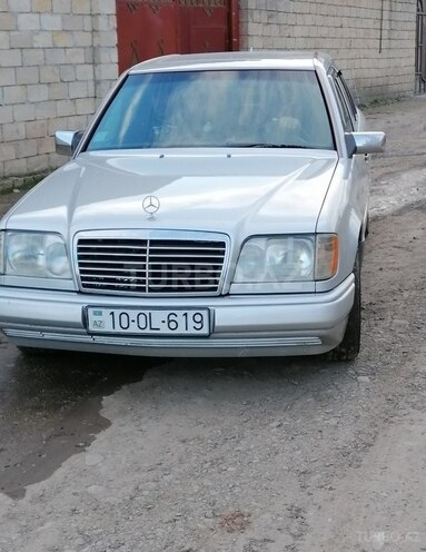 Mercedes E 220 1993, 500,000 km - 2.2 l - Bakı