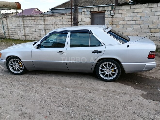 Mercedes E 220 1993, 500,000 km - 2.2 l - Bakı