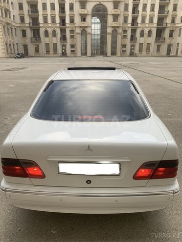 Mercedes E 320 2000, 133,558 km - 3.2 l - Bakı