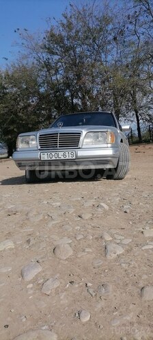 Mercedes E 220 1993, 500,000 km - 2.2 l - Bakı