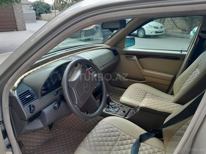 Mercedes C 230 1997, 204,939 km - 2.3 l - Bakı