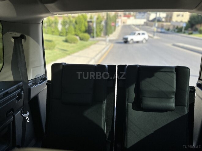 Land Rover Discovery 2012, 253,000 km - 5.0 l - Bakı