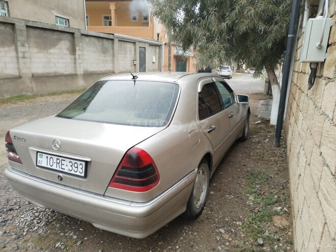 Mercedes C 180 1995, 427,000 km - 1.8 l - Sumqayıt