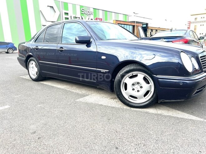 Mercedes E 240 1998, 412,600 km - 2.4 l - Sumqayıt