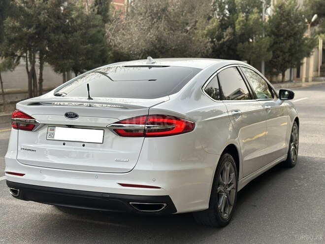 Ford Fusion 2018, 140,000 km - 1.5 л - Bakı