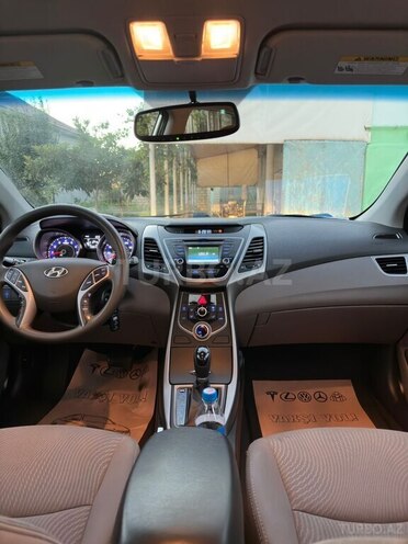 Hyundai Elantra 2015, 113,000 km - 1.8 л - Bakı