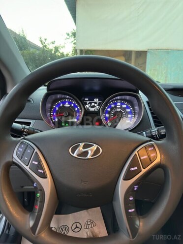 Hyundai Elantra 2015, 113,000 km - 1.8 л - Bakı