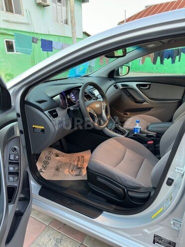 Hyundai Elantra 2015, 113,000 km - 1.8 л - Bakı