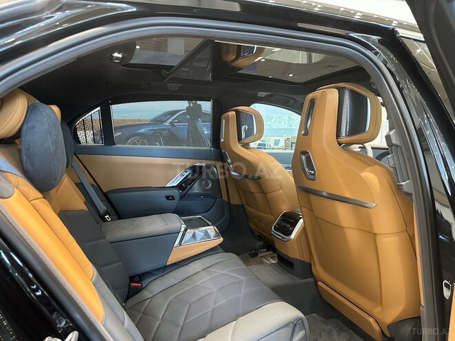 BMW 760 2023, 0 km - 4.4 l - Bakı