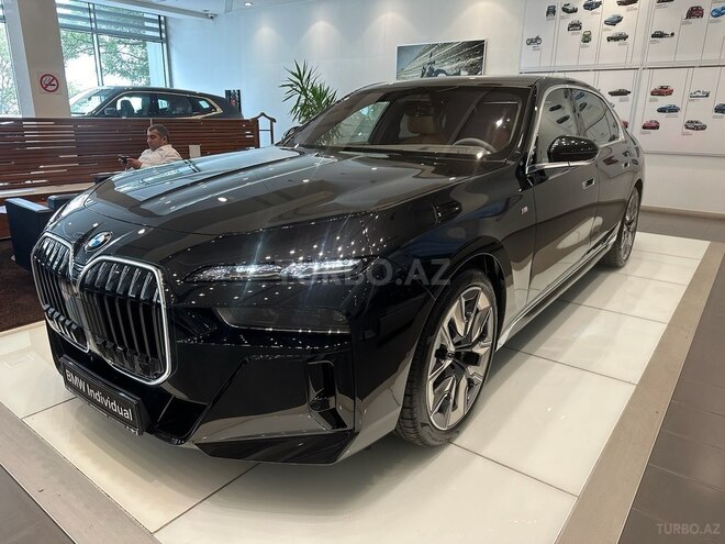 BMW 760 2023, 0 km - 4.4 l - Bakı