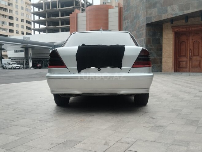 Mercedes C 220 2000, 350,000 km - 2.2 l - Bakı