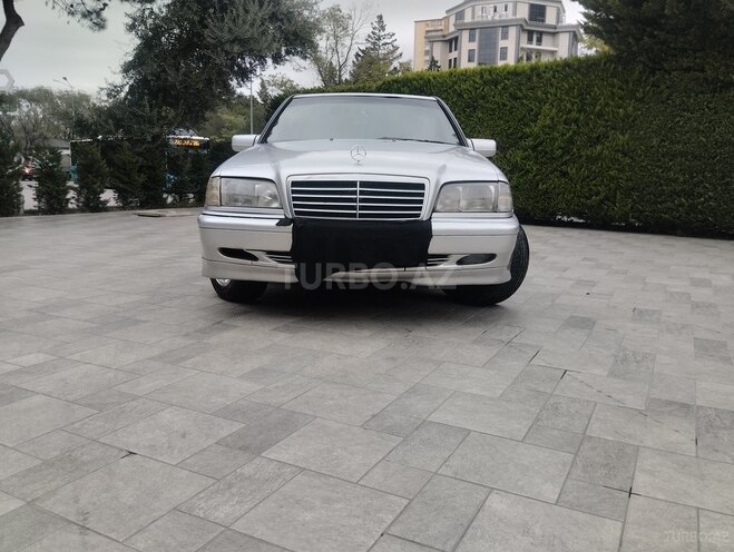 Mercedes C 220 2000, 350,000 km - 2.2 l - Bakı