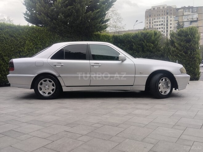 Mercedes C 220 2000, 350,000 km - 2.2 l - Bakı