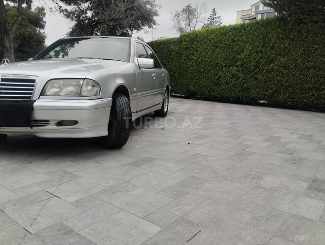 Mercedes C 220 2000, 350,000 km - 2.2 l - Bakı