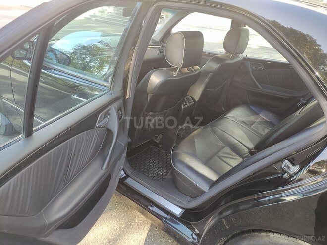 Mercedes E 220 2001, 350,000 km - 2.2 l - İsmayıllı