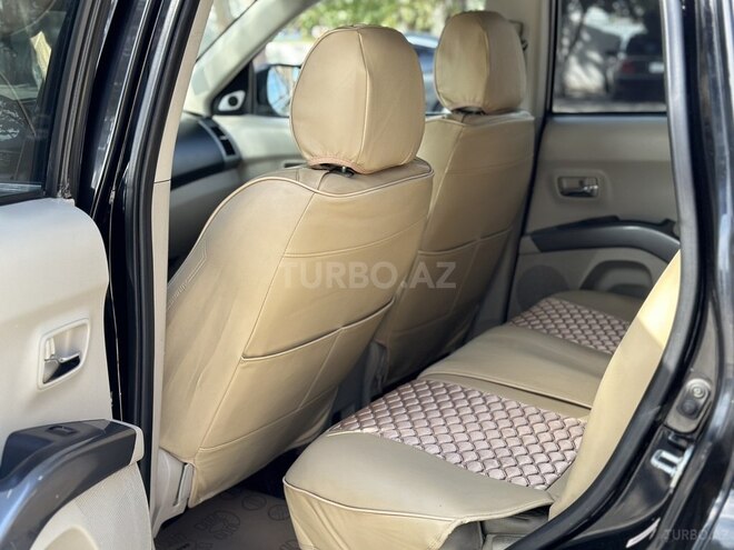 Mitsubishi Outlander 2008, 235,000 km - 3.0 l - Bakı