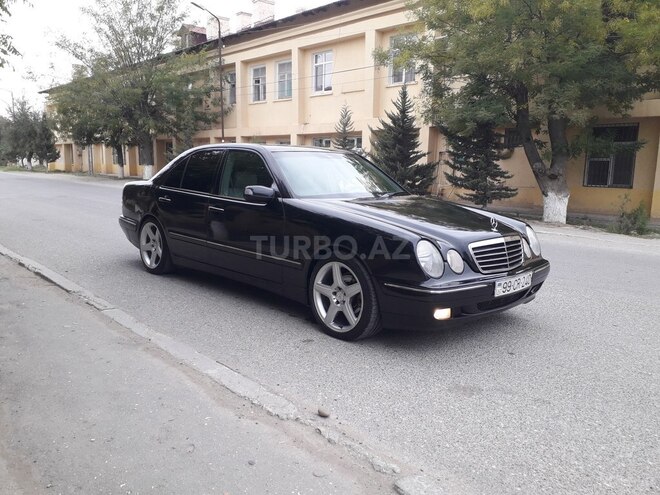 Mercedes E 240 2000, 288,653 km - 2.4 л - Sumqayıt