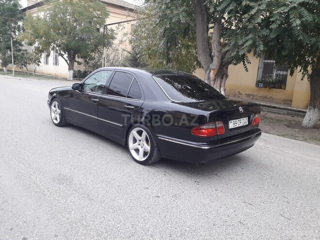 Mercedes E 240 2000, 288,653 km - 2.4 л - Sumqayıt