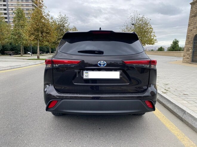 Toyota Highlander 2022, 22,000 km - 2.5 l - Bakı