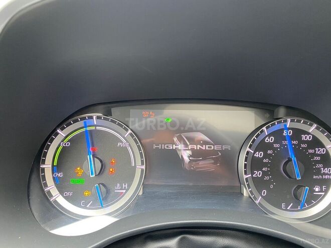 Toyota Highlander 2022, 22,000 km - 2.5 l - Bakı