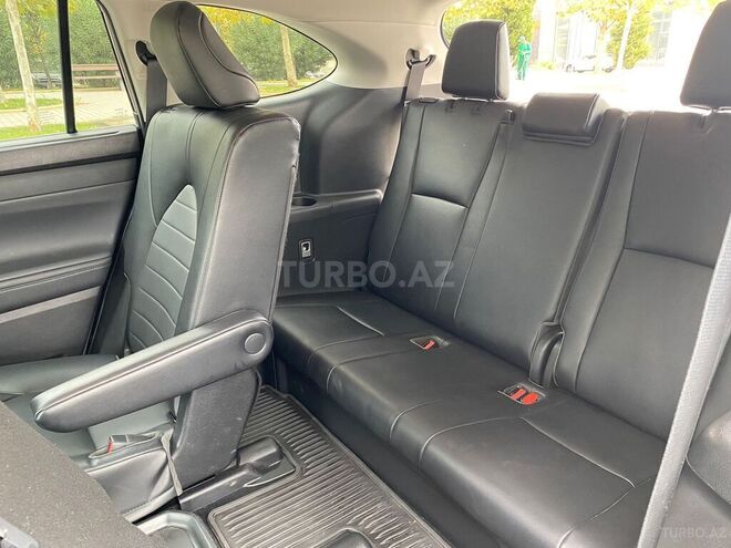 Toyota Highlander 2022, 22,000 km - 2.5 l - Bakı