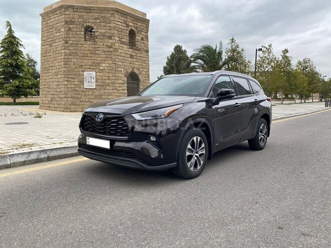 Toyota Highlander 2022, 22,000 km - 2.5 l - Bakı