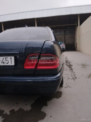 Mercedes E 230 1996, 576,253 km - 2.3 л - Qusar