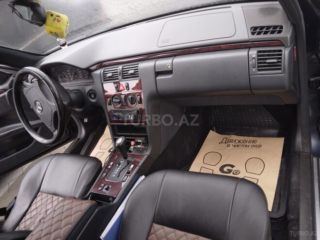 Mercedes E 230 1996, 576,253 km - 2.3 л - Qusar