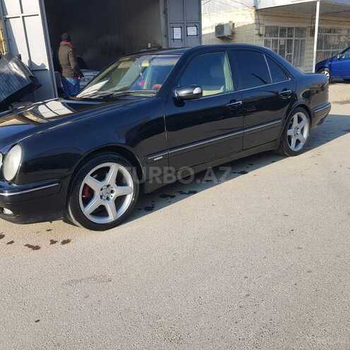 Mercedes E 320 2000, 469,321 km - 3.2 l - Balakən