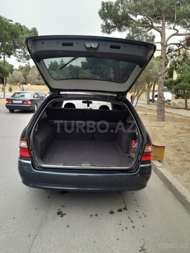 Mercedes E 220 2004, 460,000 km - 2.2 l - Bakı