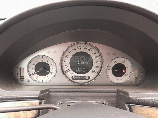 Mercedes E 220 2004, 460,000 km - 2.2 l - Bakı