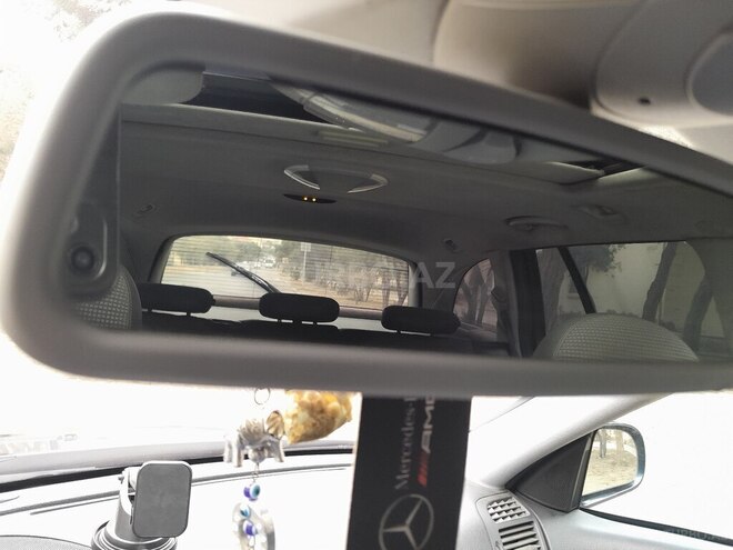 Mercedes E 220 2004, 460,000 km - 2.2 l - Bakı