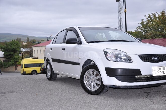 Kia Rio 2008, 395,000 km - 1.4 л - Şamaxı