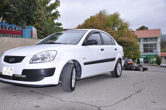 Kia Rio 2008, 395,000 km - 1.4 л - Şamaxı